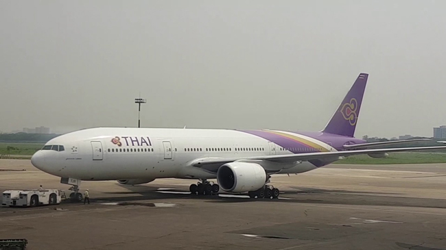 thai airways gt 322