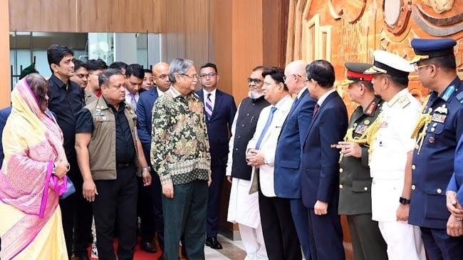 the president returned home from singapore