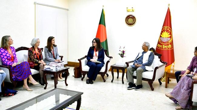 thea mei lee and muhammad yunus
