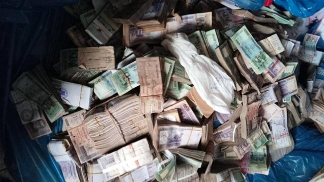 tk 3.11cr recovered from ex senior secretarys house