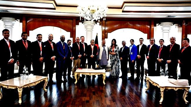top business executives and muhammad yunus