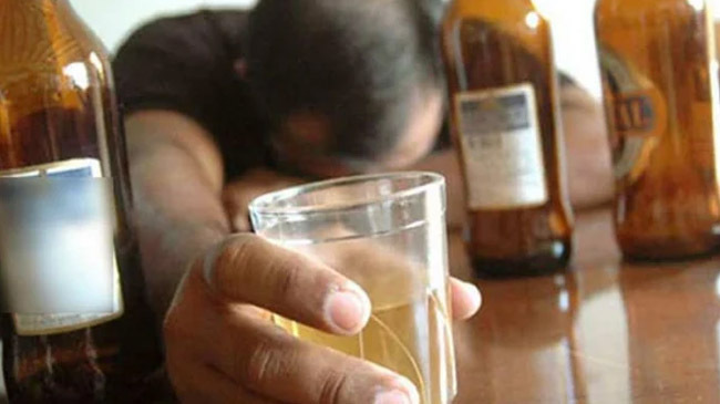 toxic liqor drinking