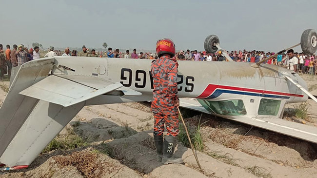 training plane crashed rajshahi
