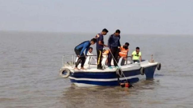 trawler sinks