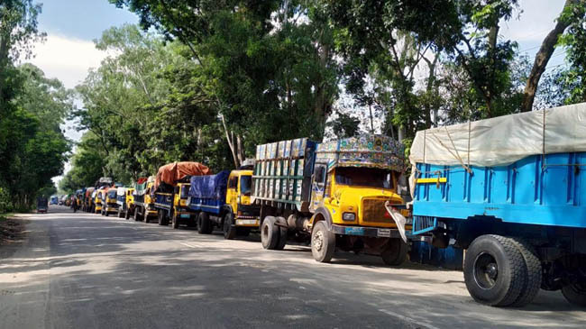 truck stack in paturiya