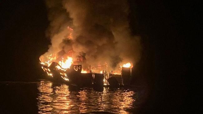 tunisia fire on boat