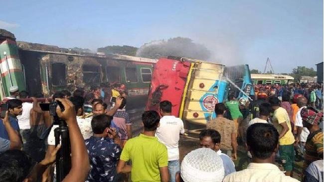 ullapara train damage