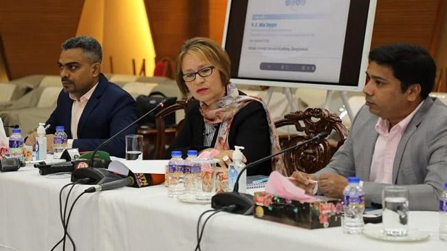 un resident representative mia seppo