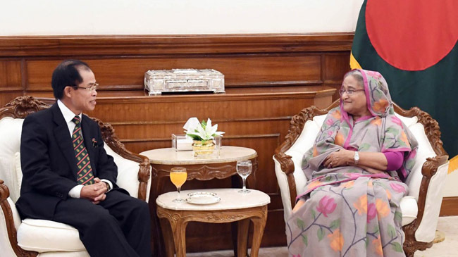viatnam ambasador and hasin