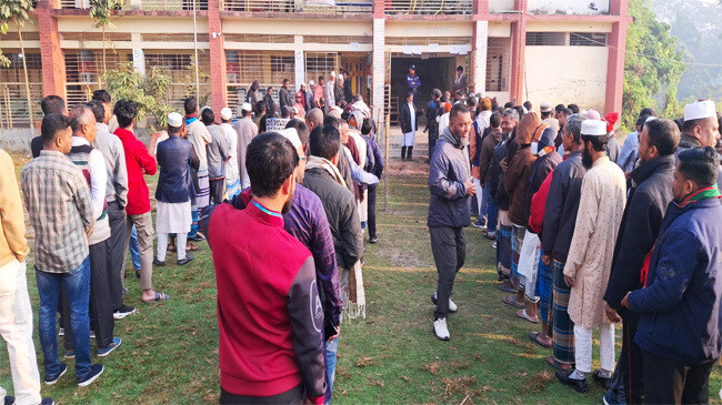 ভোট শেষ, গণনার অপেক্ষা— ফলাফলের দিকে তাকিয়ে দেশ