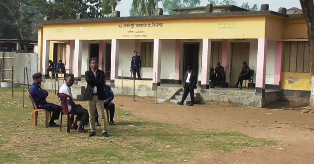 voting in gaibandha 3