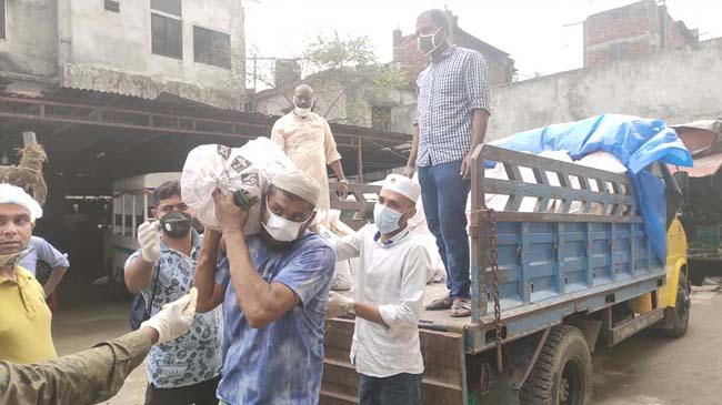 vp noor beside helpless people1