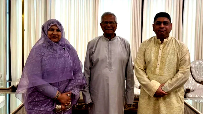 waker uz zaman and professor muhammad yunus 1