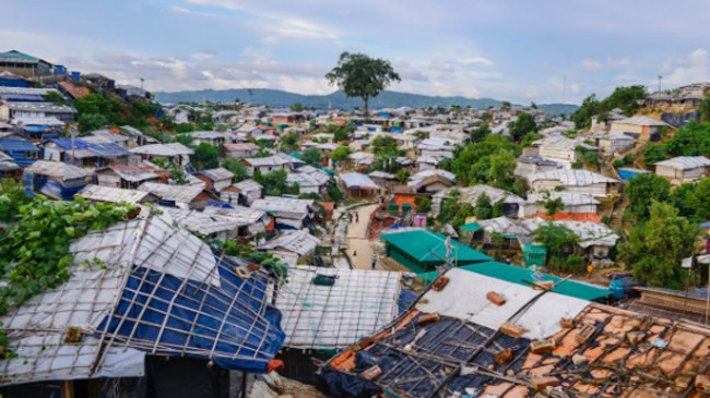 weapons rohingya camp