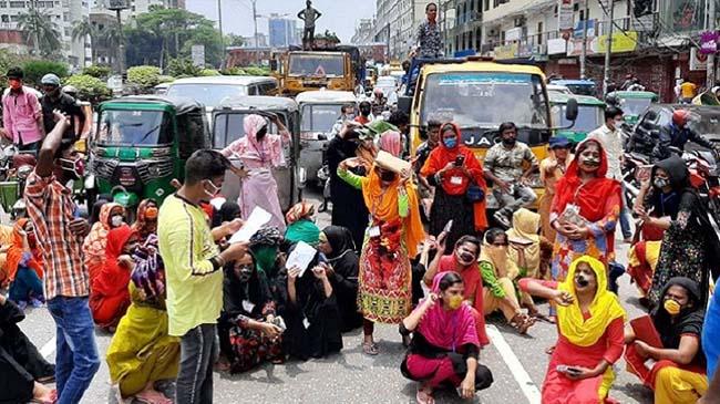 workers demanding salary