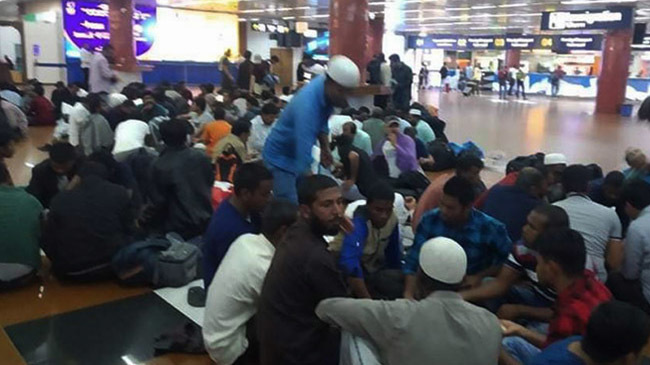 workers returning to the country