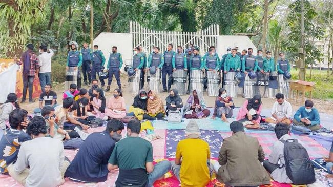 shabi students go on hunger strike