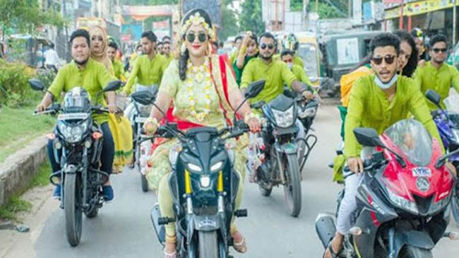 farzana afroz bike rally