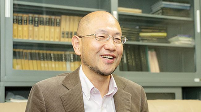 professor takahiru kusakabe