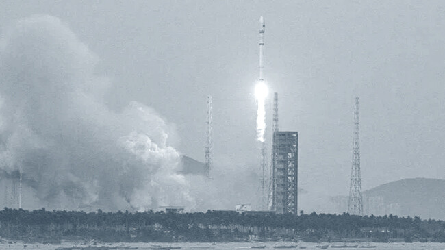 মহাকাশে আরও একঝাঁক স্যাটেলাইট পাঠাল চীন