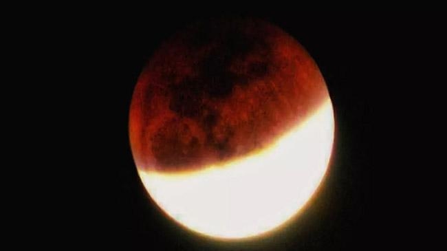 lunar eclipse this week