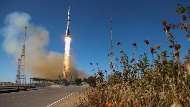 nasa russian space agency renew space flights in rare cooperation