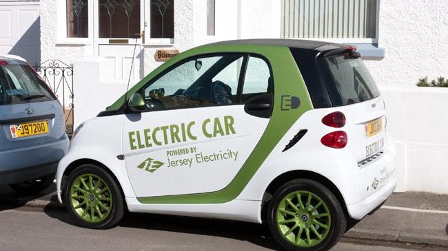 e car sales record
