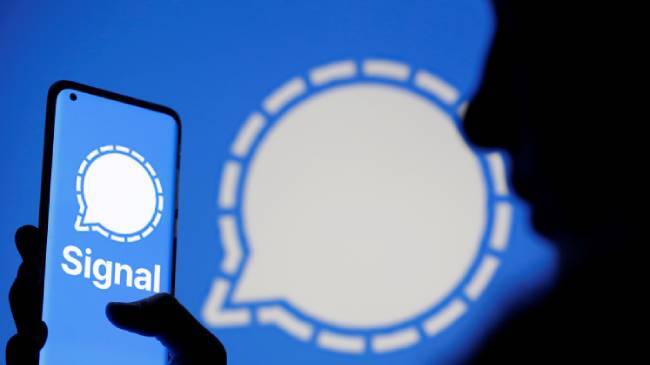 iran blocks messaging app signal