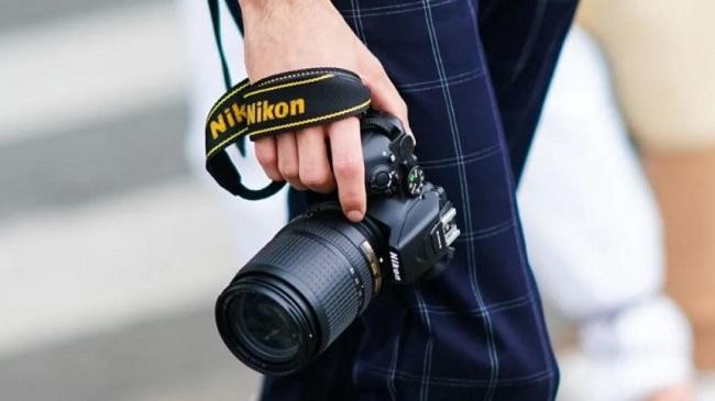 nikon