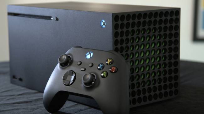 xbox gaming console of microsoft