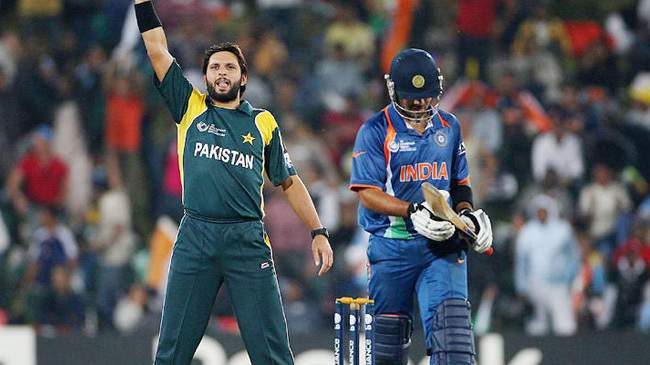 afridi with indian players