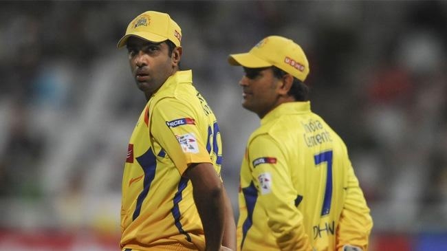 ashwin and dhoni csk