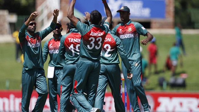 avishek das is congratulated by his team mates