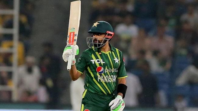 babar azam finished with 101 off 58