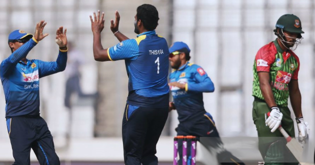 bangaldesh lost to sri lanka by 10 wickets