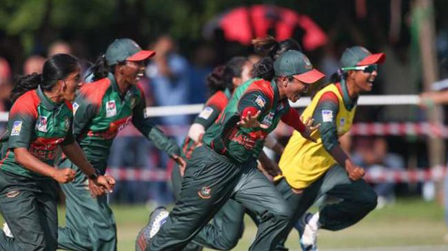 bangladesh woman won by 10 wickets