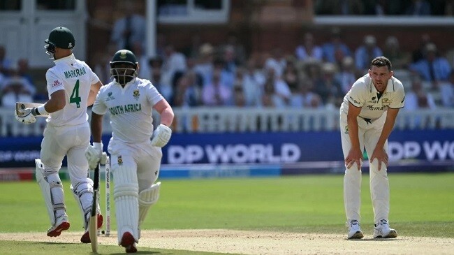 bavuma and markram run between wickets
