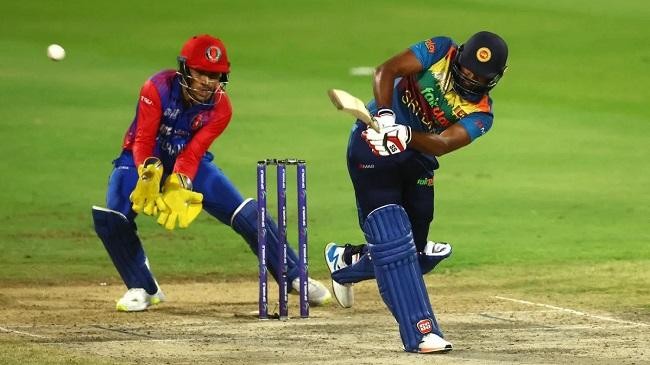 bhanuka rajapaksa kept sri lanka going in a tricky situation