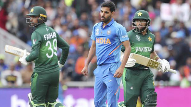 bhuvneshwar kumar injury vs pakistan