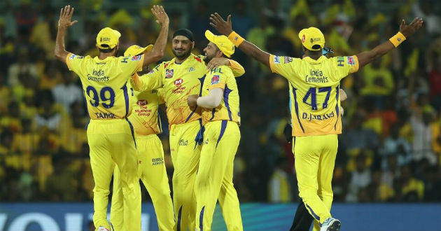 csk elebrate with harbhajan after his wickets