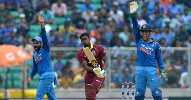 dhoni and rohit appeal against keemo paul