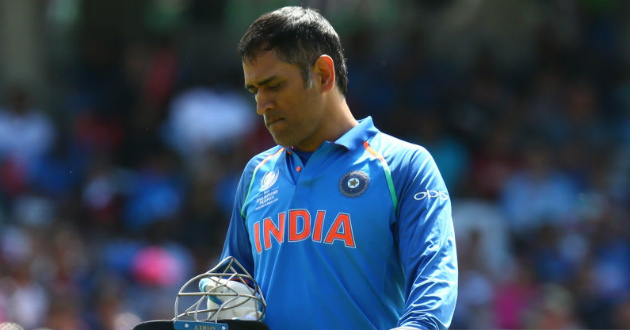 dhoni selected for padma bhushan award