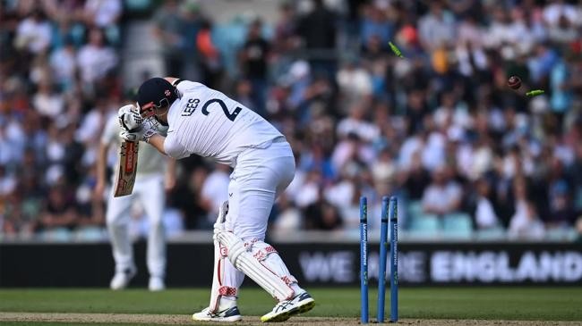 england lead by 36 runs