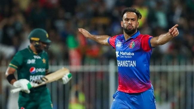 fareed ahmed s slower ball earned him a wicket