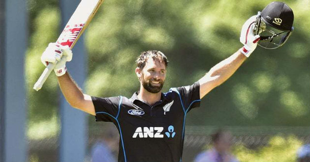 grant elliott celebrates his ton