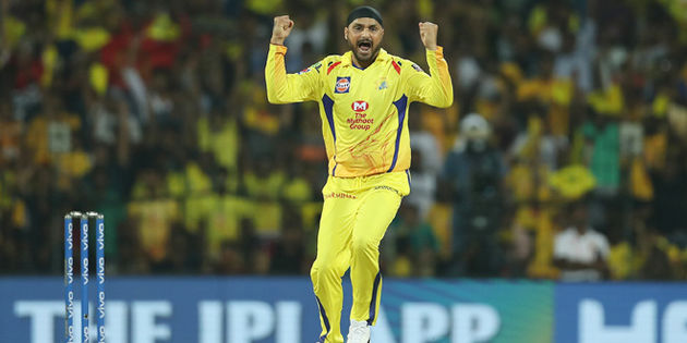 harbhajan singh celebrates a wicket