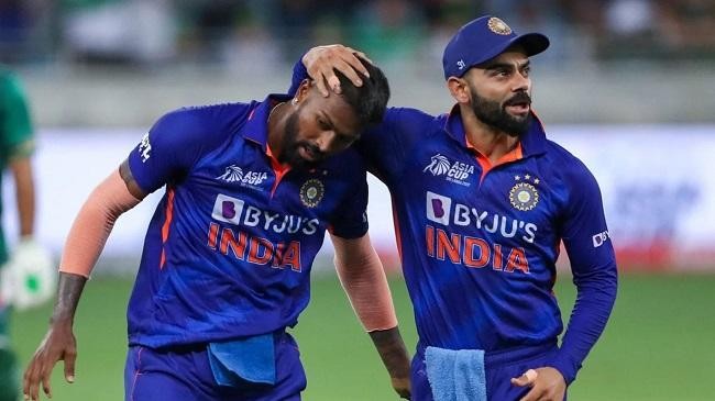hardik pandya took big wickets with his short balls