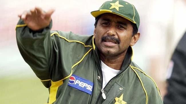 javed miandad 4