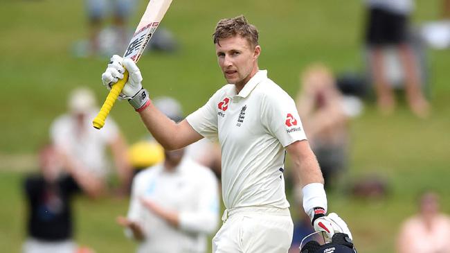 joe root celebrates reaching his double century