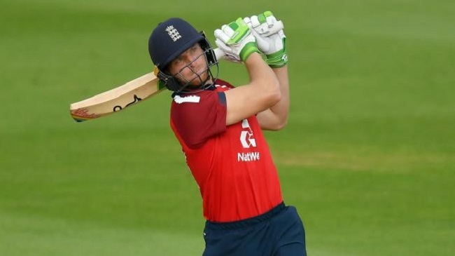 jos buttler plays a shot